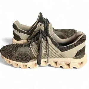 On Running | Shoes | On Running On Cloud Mens Cloudswift  display picture 2
